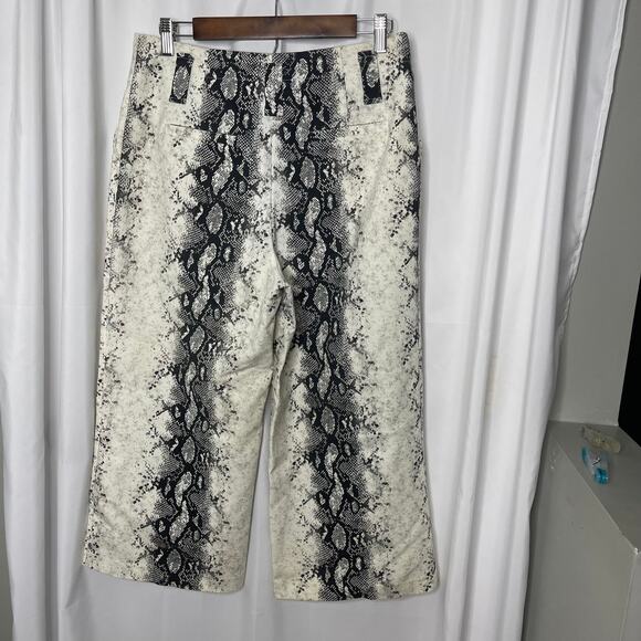 Gianni Bini women's M wide legged slacks pants trousers white black snakeskin - Picture 15 of 16